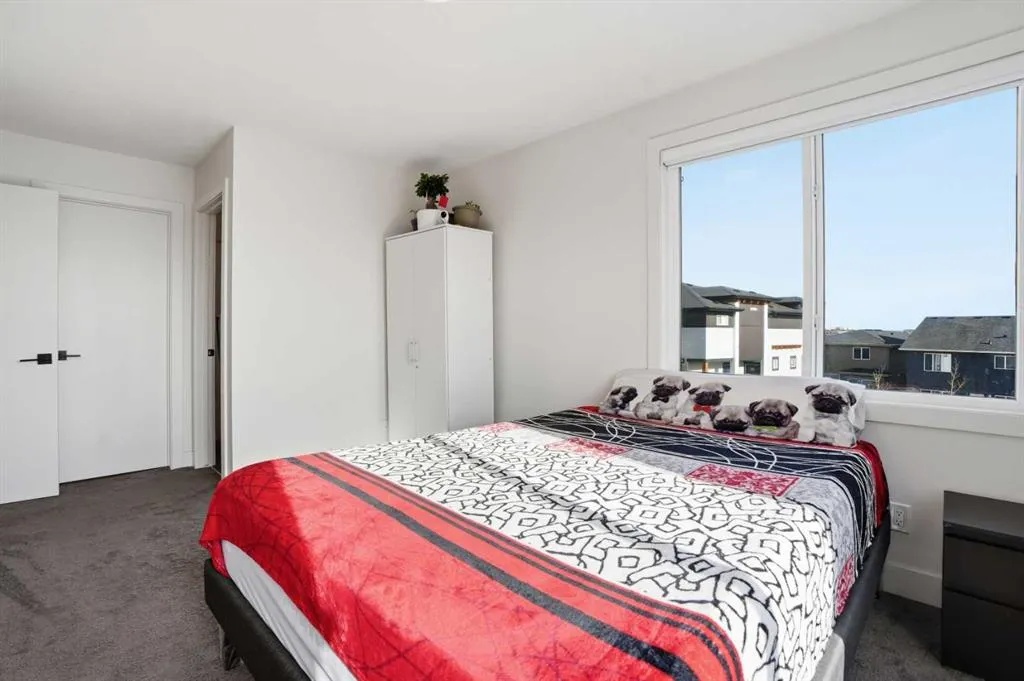 10060 46 Street NE #402