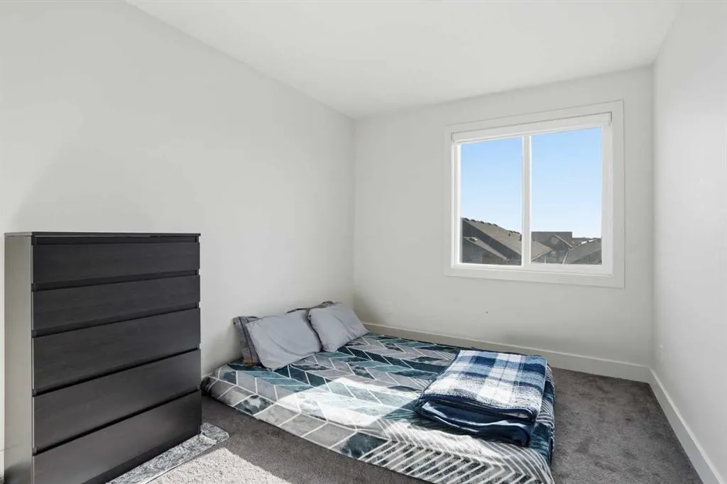 10060 46 Street NE #402