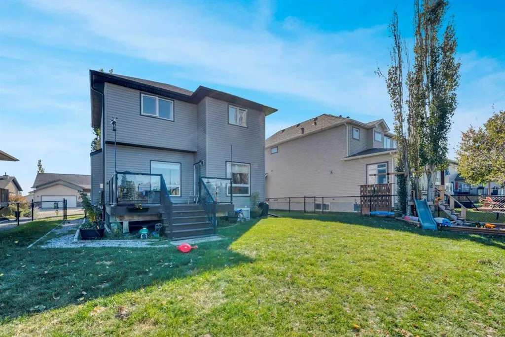 148 Aspen Creek Crescent
