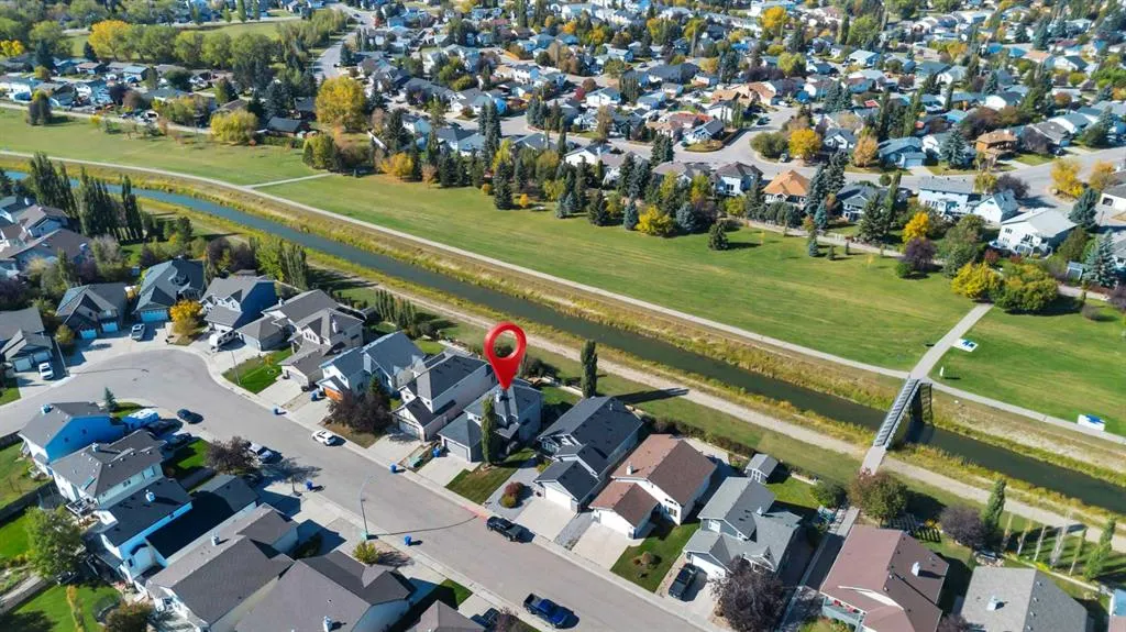 148 Aspen Creek Crescent