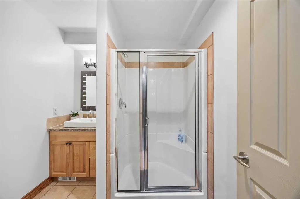 7 Springbank Mews SW