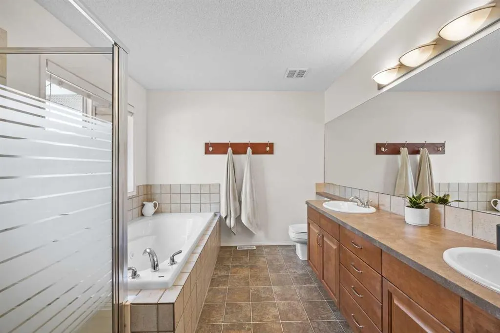 7 Springbank Mews SW