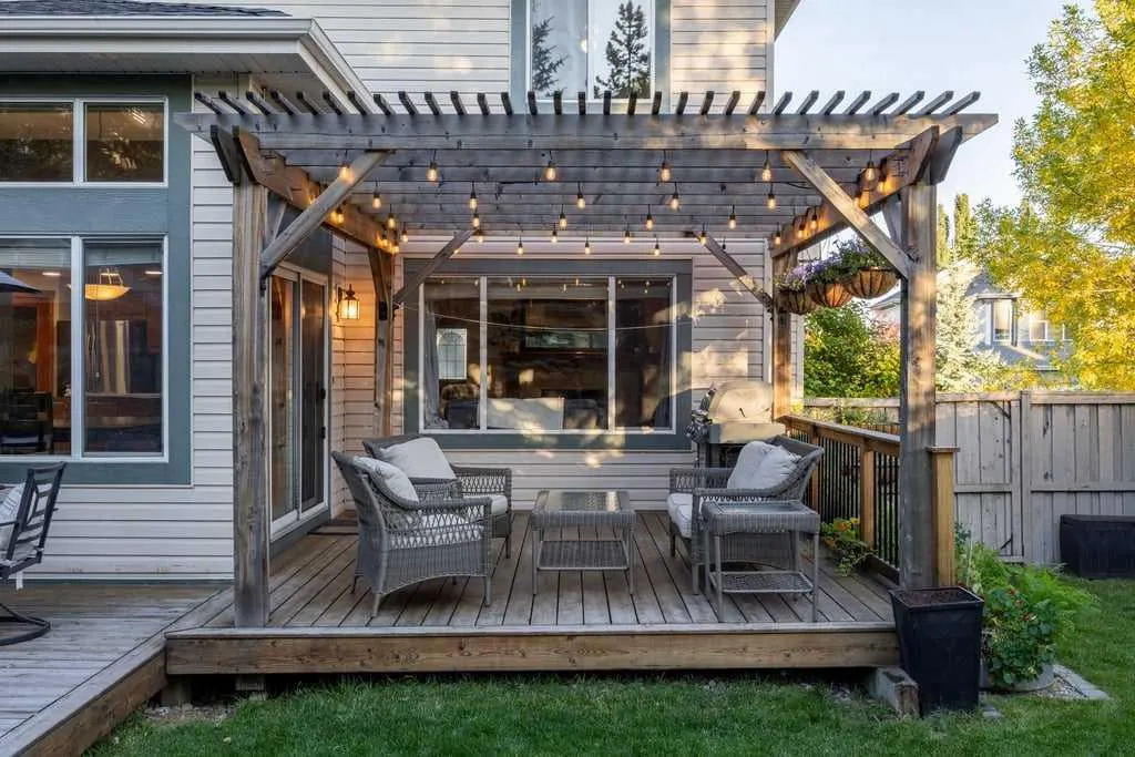 7 Springbank Mews SW