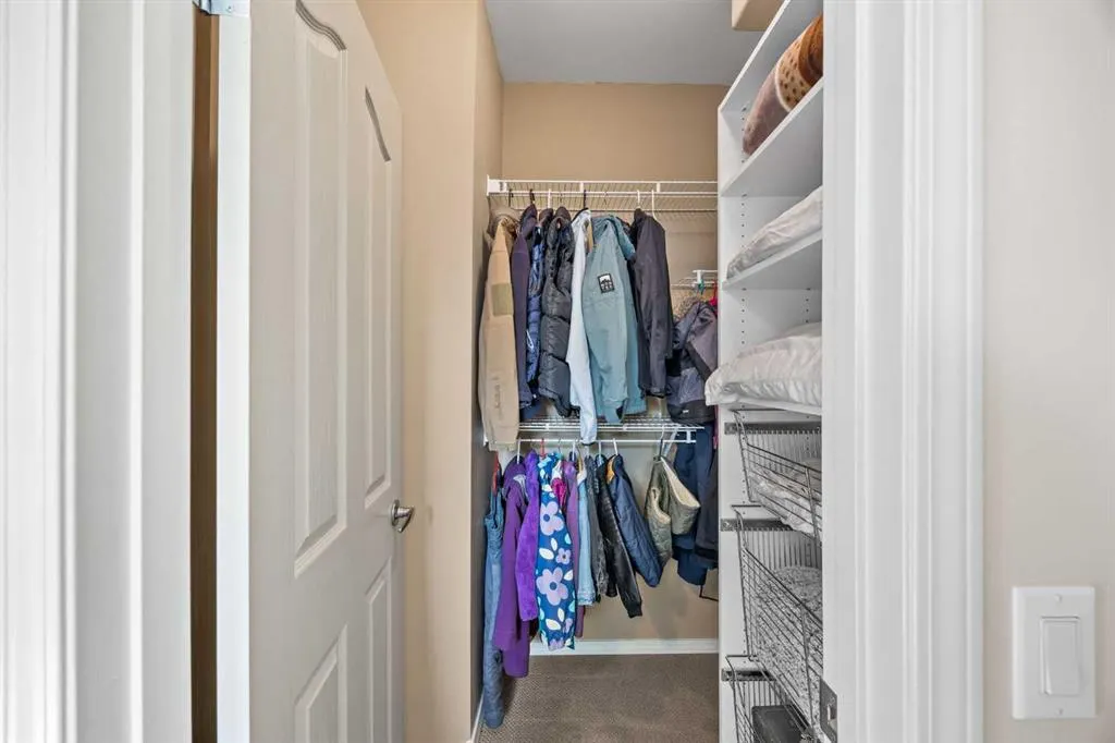 7 Springbank Mews SW