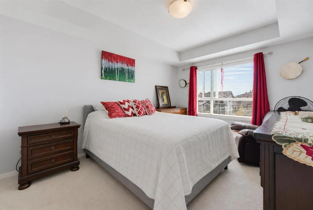 300 Harvest Hills Place NE #204