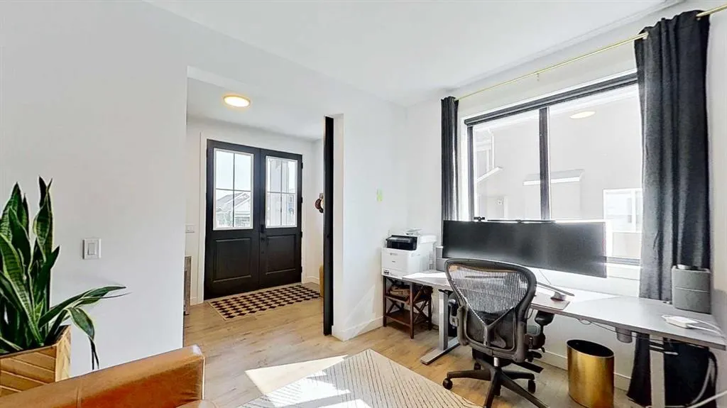3 Highwood Drive