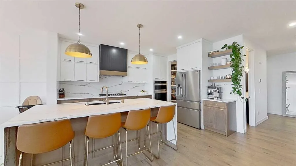 3 Highwood Drive