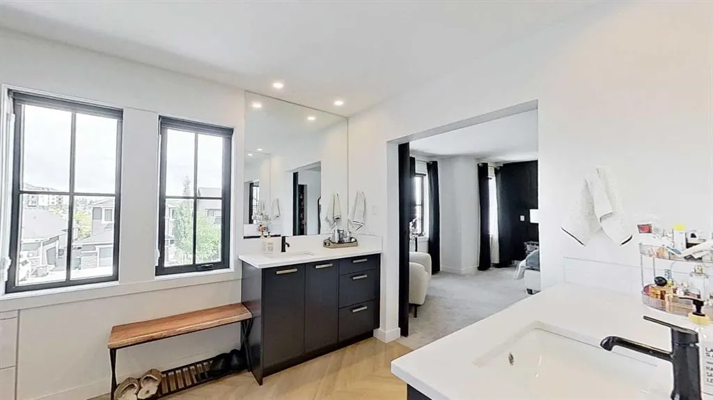 3 Highwood Drive