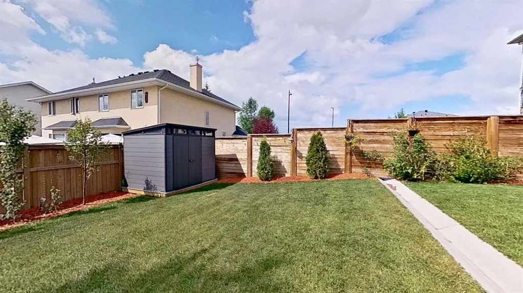 3 Highwood Drive