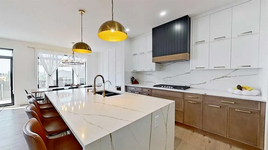 3 Highwood Drive