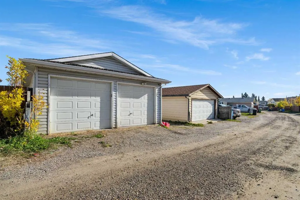 921 Erin Woods Drive SE