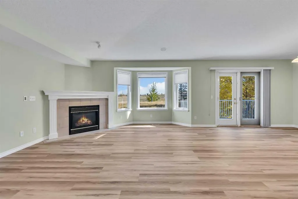 140 Valley Ridge Heights NW