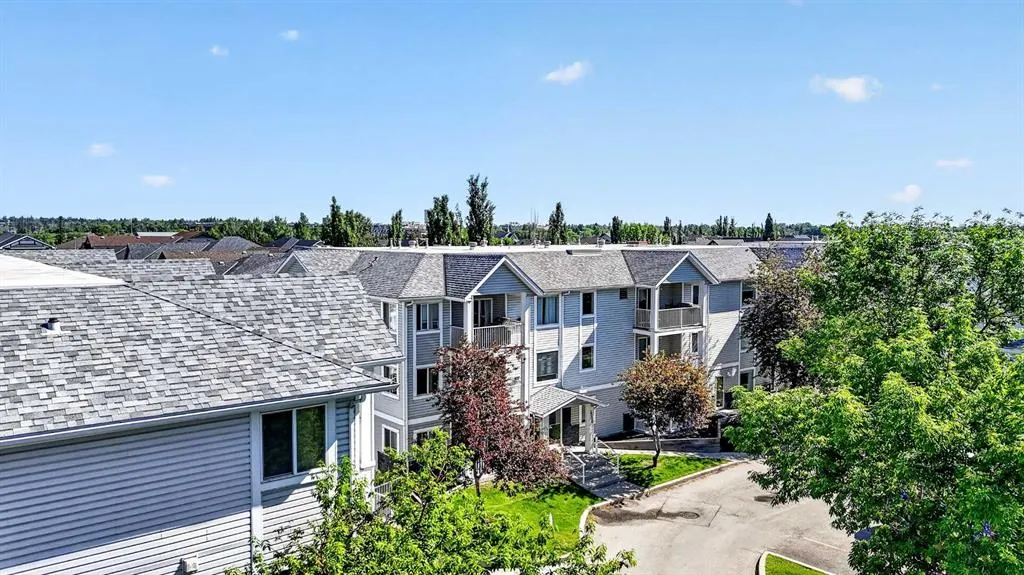 5105 Valleyview Park SE #105