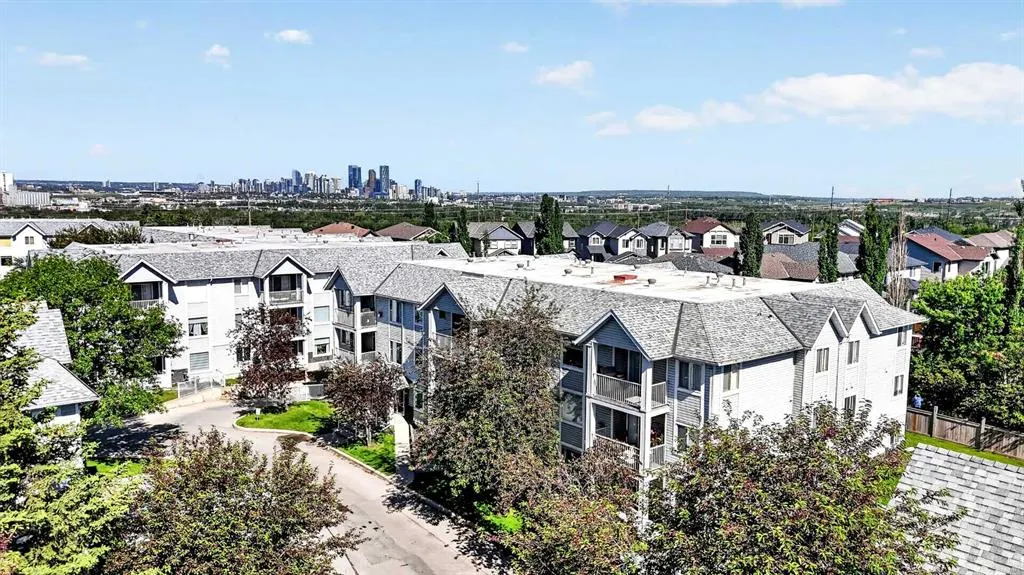 5105 Valleyview Park SE #105