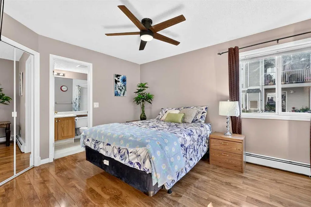 5105 Valleyview Park SE #105
