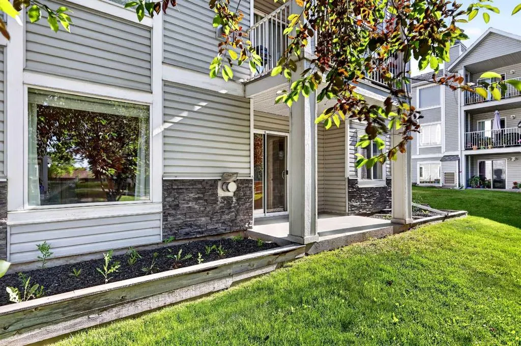 5105 Valleyview Park SE #105