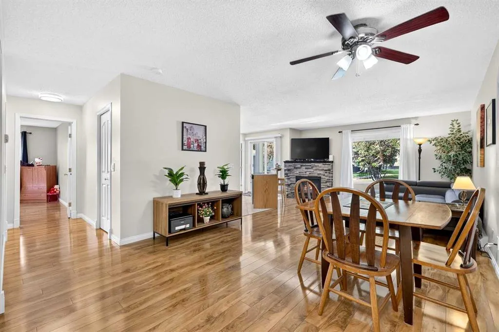 5105 Valleyview Park SE #105