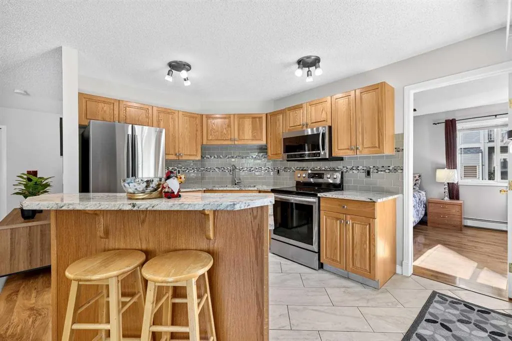 5105 Valleyview Park SE #105