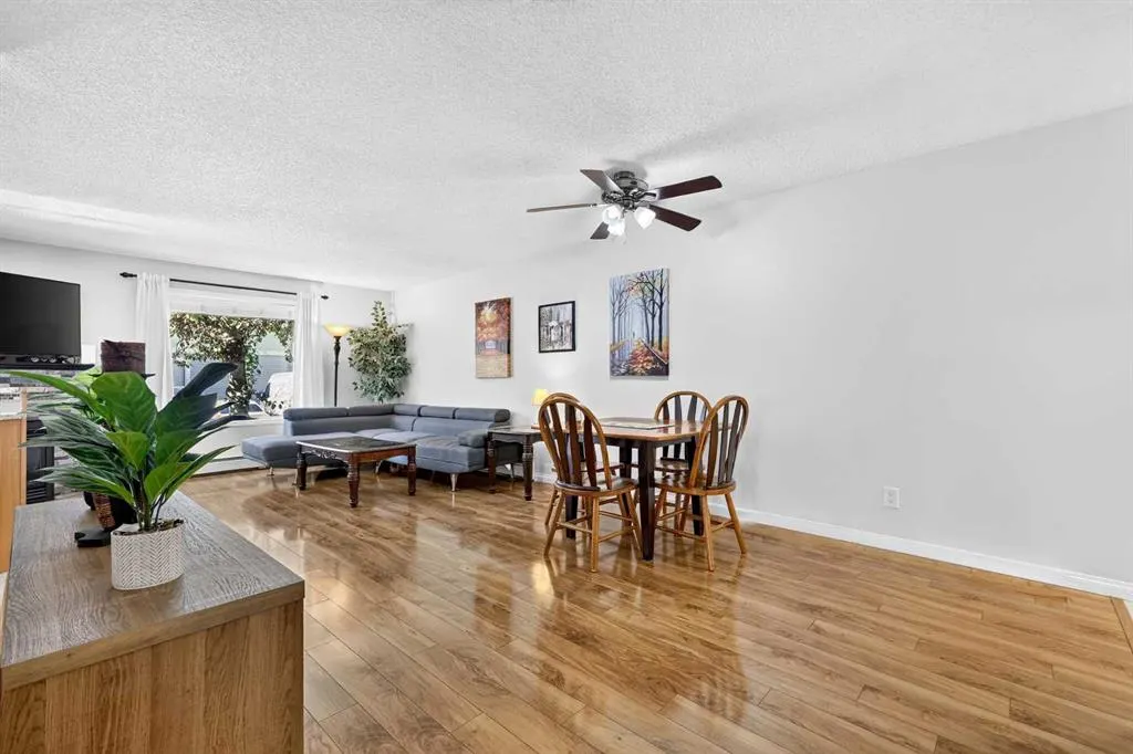 5105 Valleyview Park SE #105