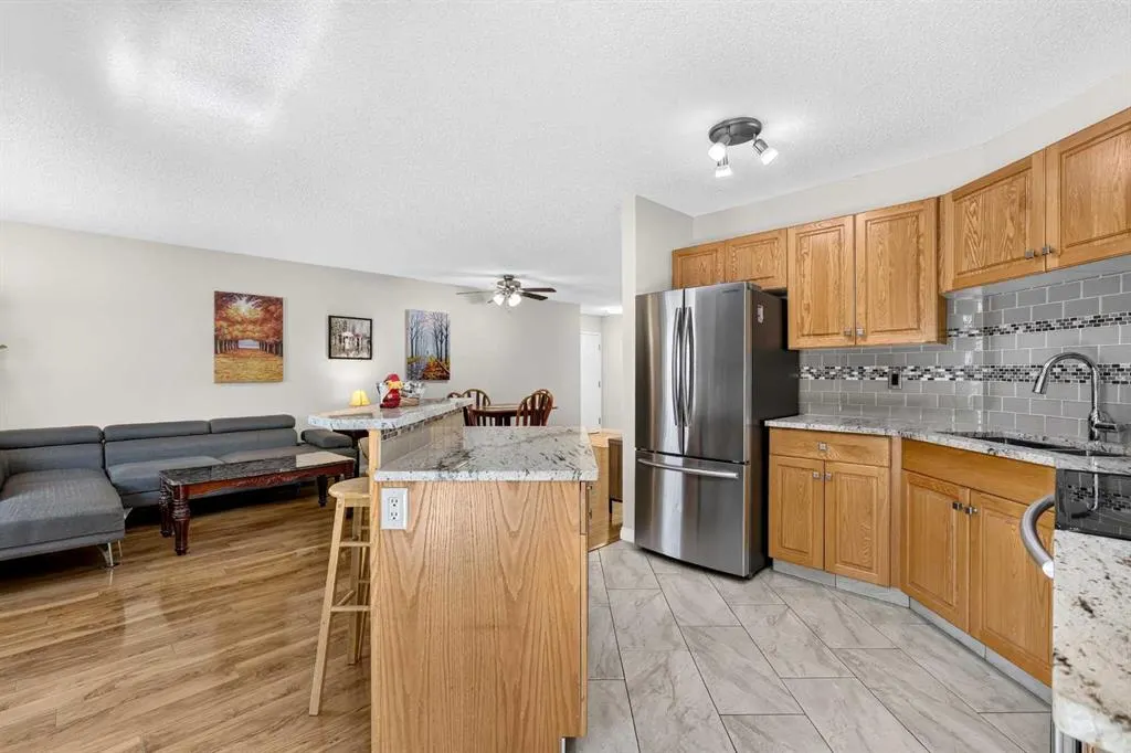 5105 Valleyview Park SE #105