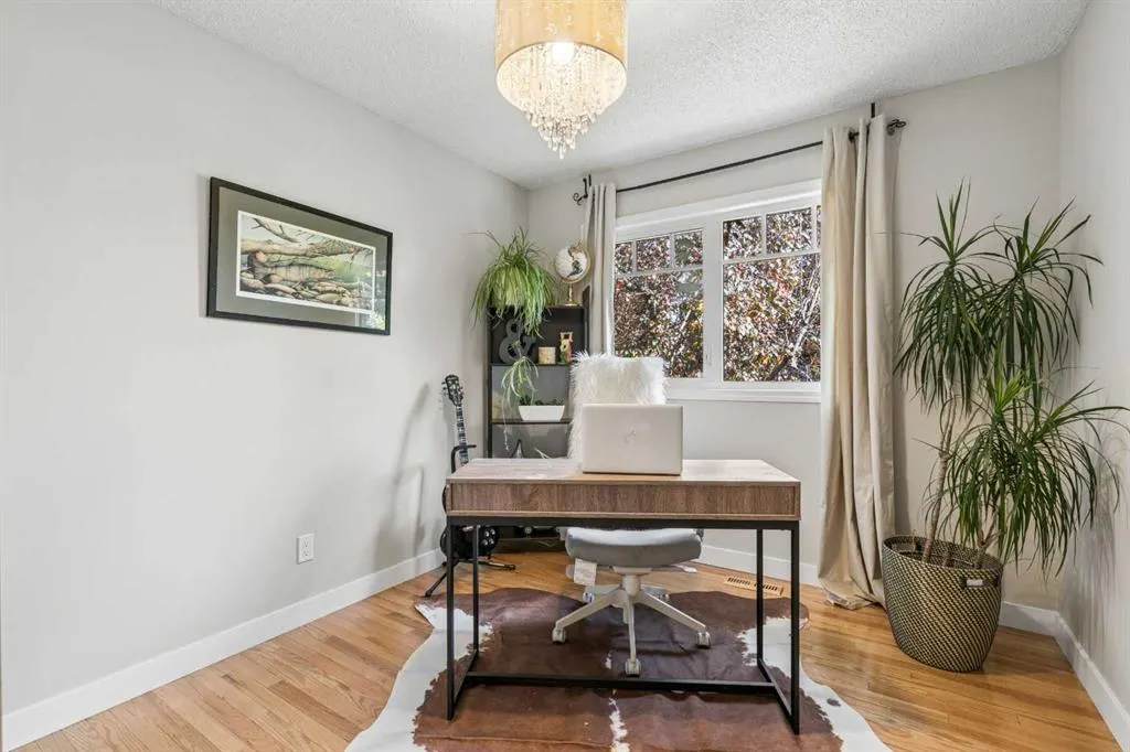 43 Lake Sundance Place SE