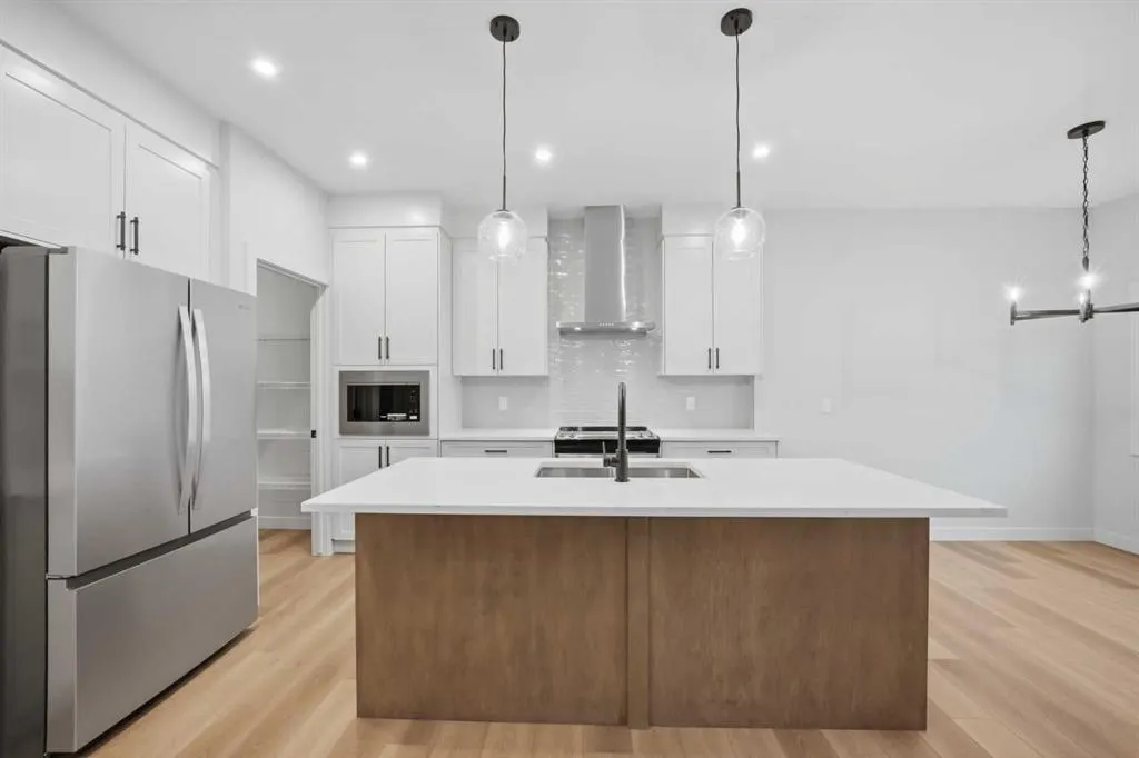 117 Topaz Place