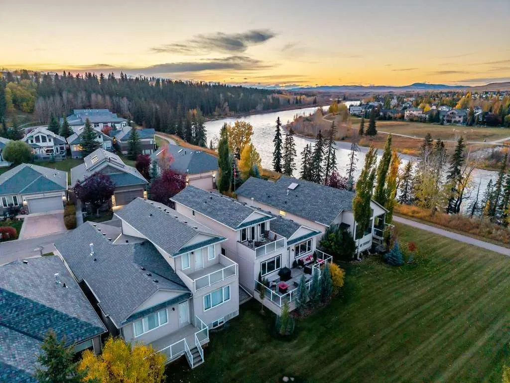 312 Crawford Close