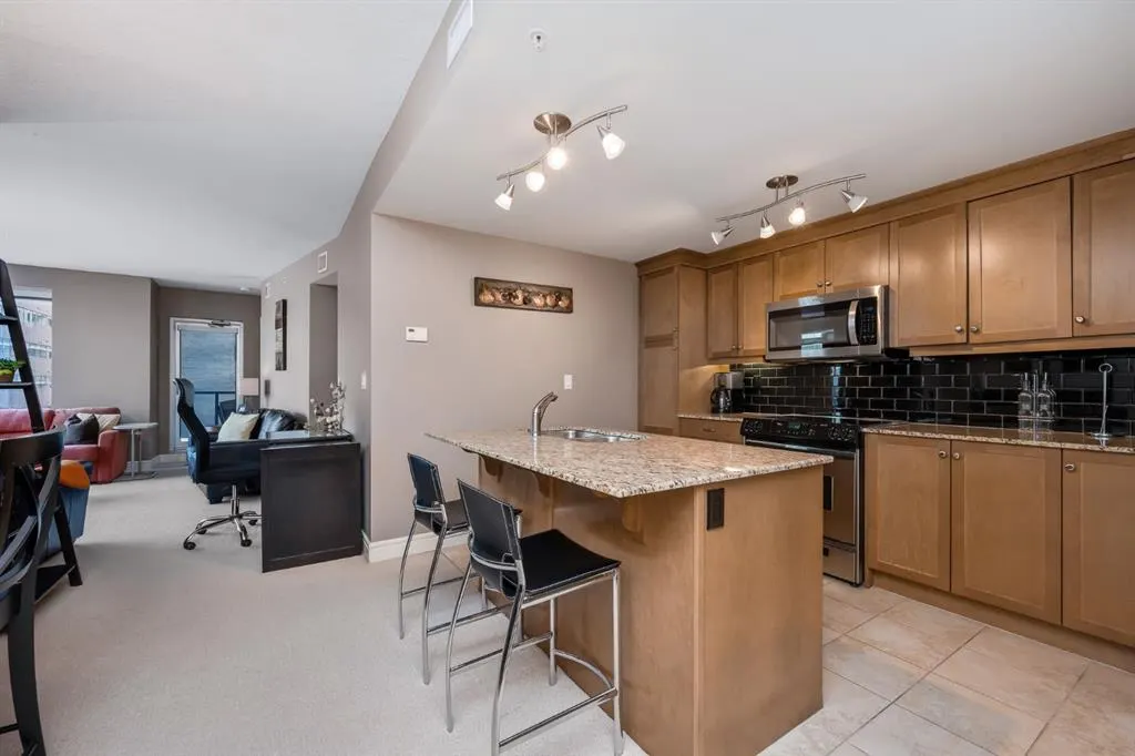 910 5 Avenue SW #1005