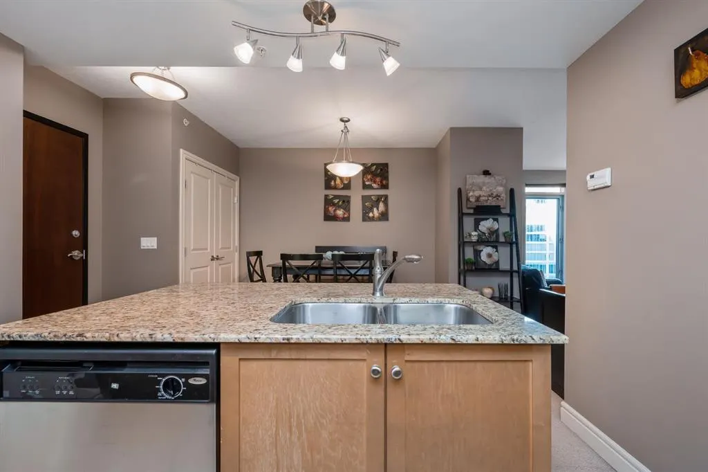 910 5 Avenue SW #1005
