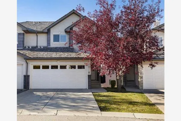 11 Royal Crest Court NW