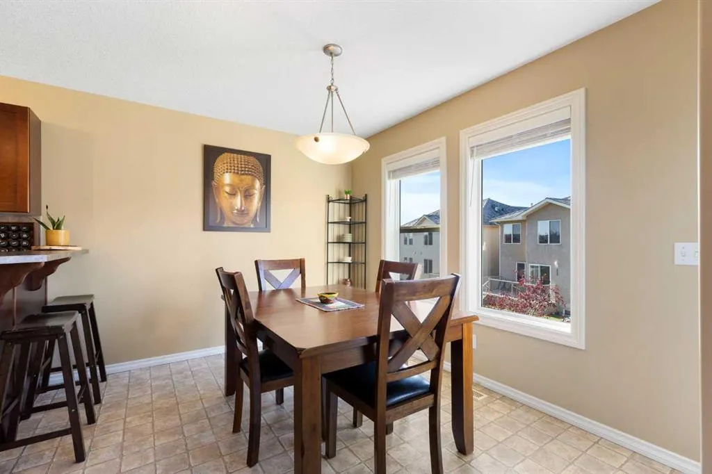 11 Royal Crest Court NW