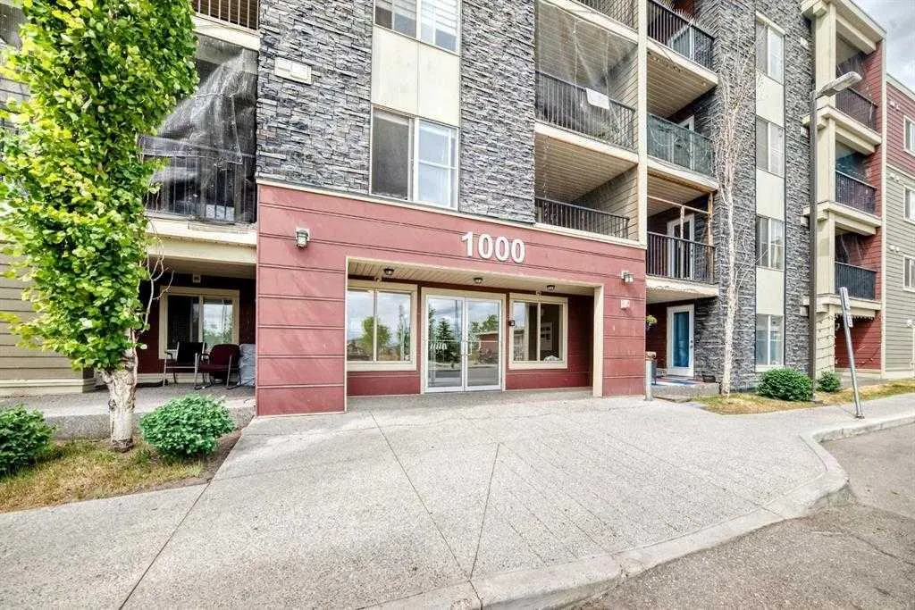 5 saddlestone Way NE #106
