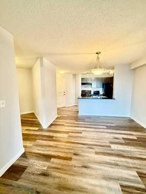 5 saddlestone Way NE #106