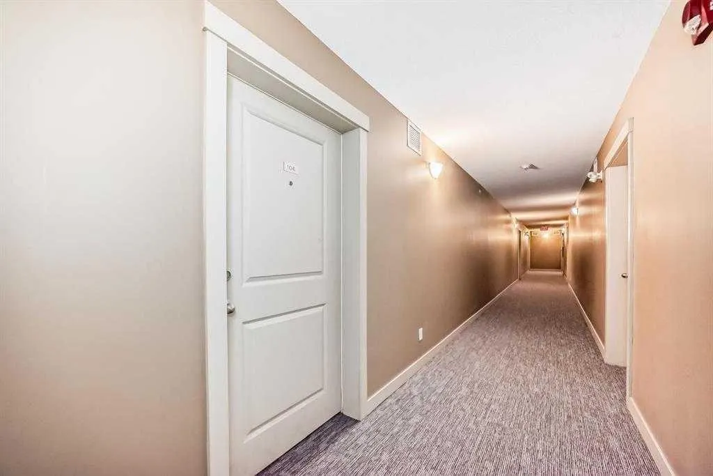 5 saddlestone Way NE #106