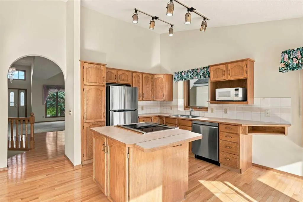 51 Edgebrook Circle NW