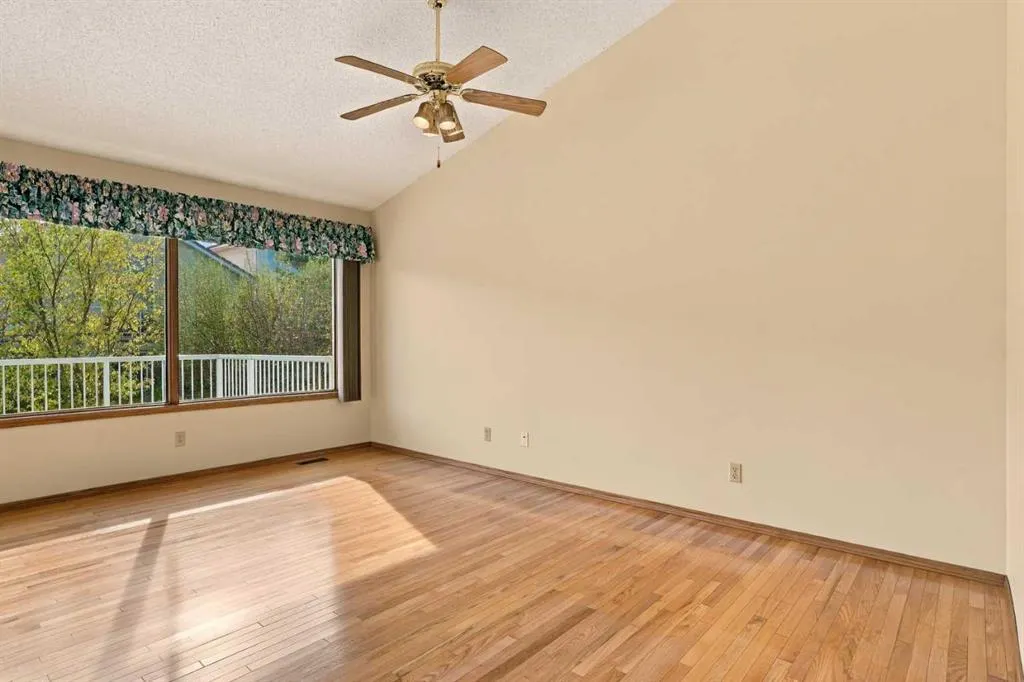 51 Edgebrook Circle NW