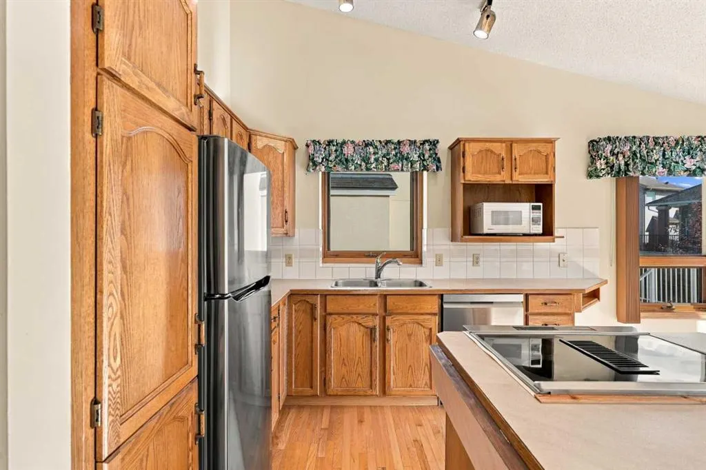 51 Edgebrook Circle NW