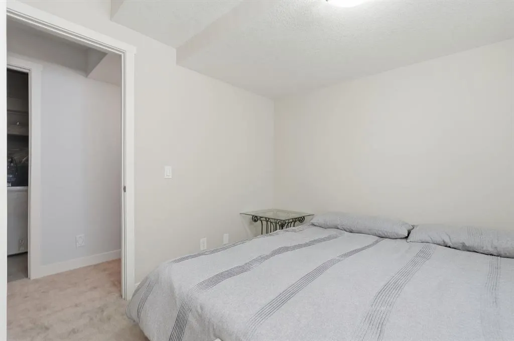 93 Heritage Hill