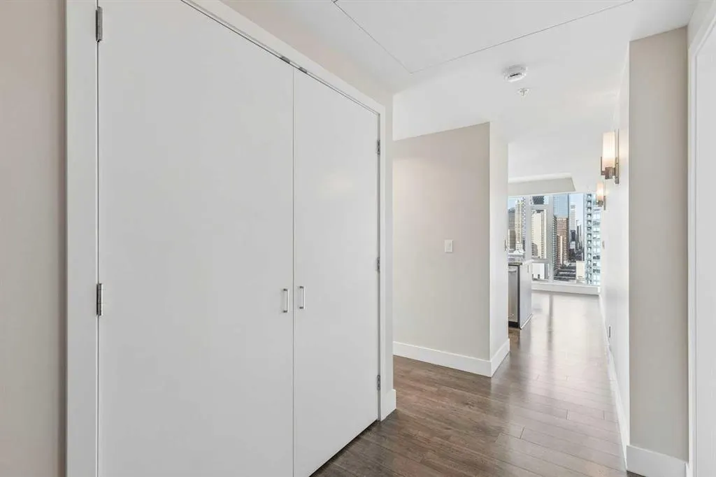 510 6 Avenue SE #1608