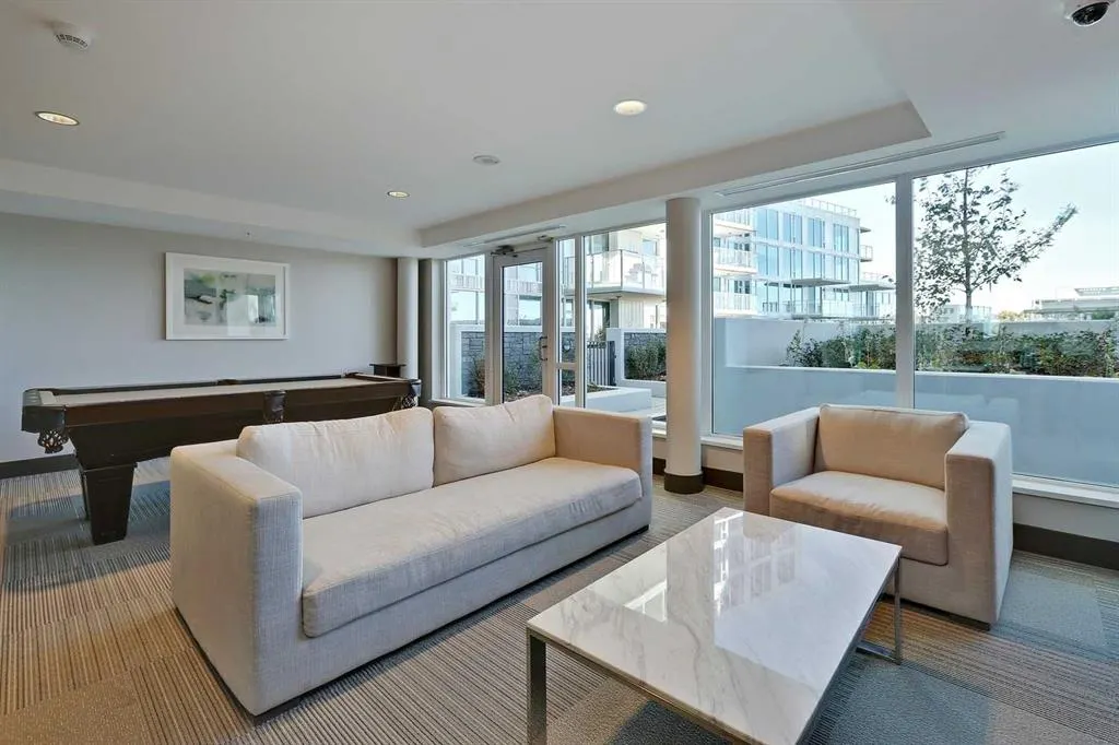 510 6 Avenue SE #1608