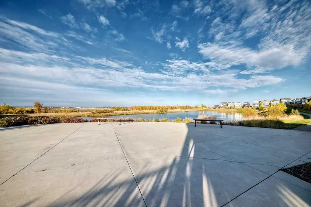 28 Veranda Boulevard SW