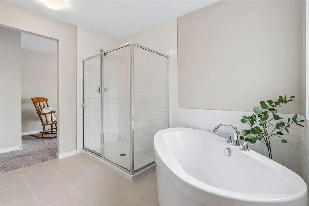 63 Fireside Crescent