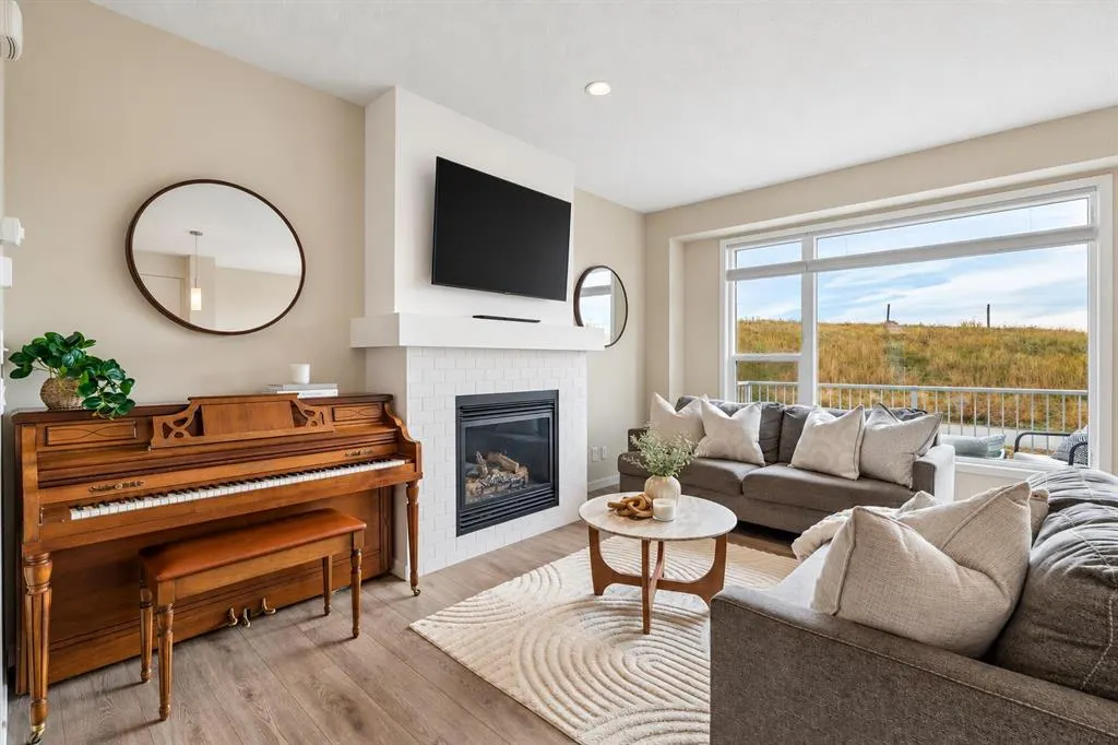 63 Fireside Crescent