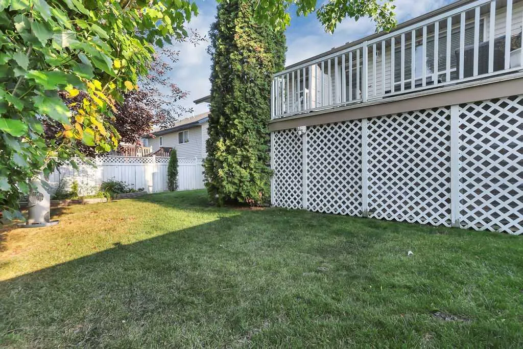 68 Asmundsen Avenue