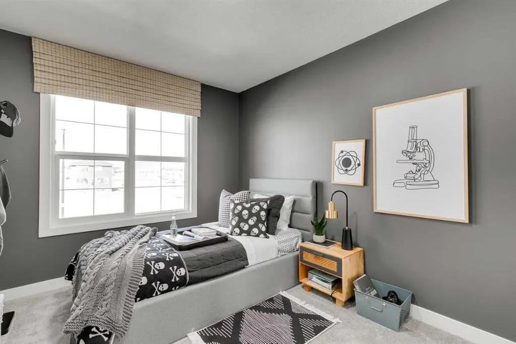 144 Snowberry Common SE