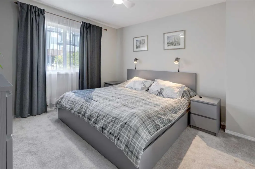 68 Arbour Crest Road NW