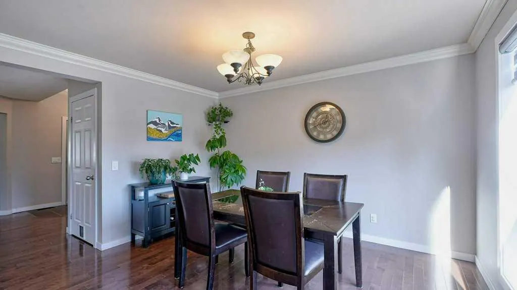 5 Mt Aberdeen Circle SE
