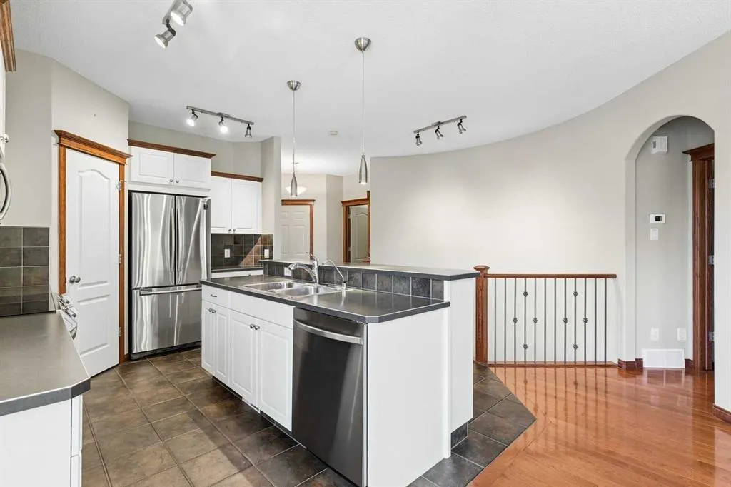 73 Hampstead Green NW