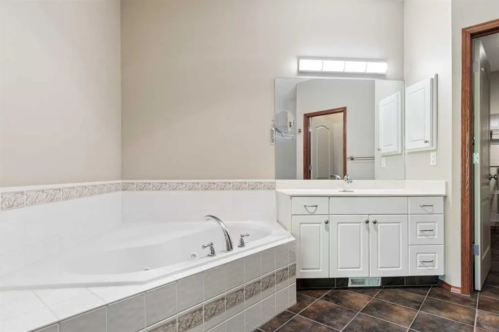 73 Hampstead Green NW