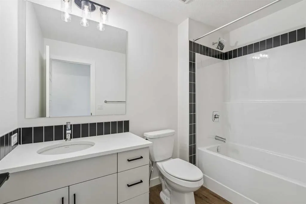 73 Sora Gardens SE